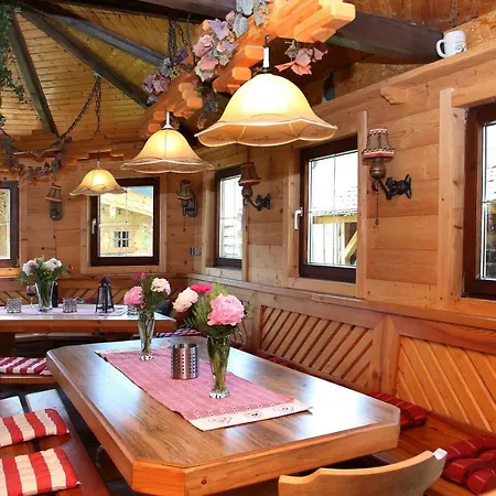 Haus Alpenliebe Semesterbostad